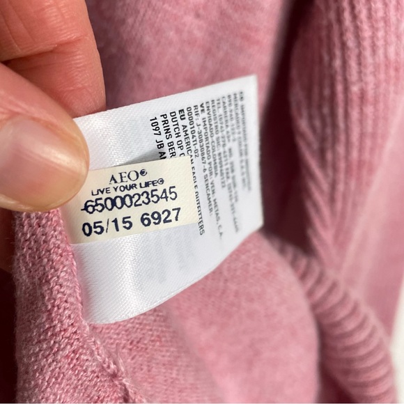 American Eagle Light Pink V-Neck Sweater Size XS - Picture 9 of 11